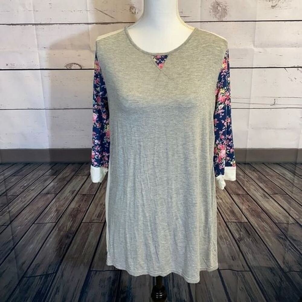 Ampersand Avenue Top Tunic Womens XL Gray Floral Crew Stretch Cottage